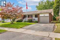 39 WREN Crescent | Kitchener Ontario | Slide Image One
