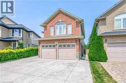 270 SPRINGVALLEY Crescent | Hamilton Ontario | Slide Image Two