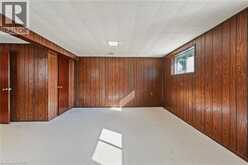 589 MOHAWK Road W | Hamilton Ontario | Slide Image Twenty-two