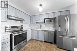 245 RED CLOVER Court | Kitchener Ontario | Slide Image Eight