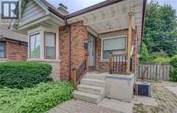 125 HADDON Avenue S | Hamilton Ontario | Slide Image Three