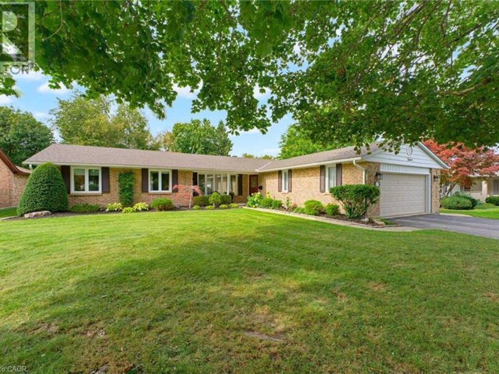 15 MCLAREN Avenue N, Listowel, Ontario N4W 3K1