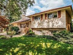 457 THREE VALLEYS Crescent London Ontario, N5Z 3E9