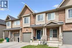 915 ZELLER Crescent | Kitchener Ontario | Slide Image Three