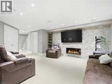 98 WILLOW Lane | Grimsby Ontario | Slide Image Thirty-two