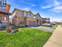 98 WILLOW Lane | Grimsby Ontario | Slide Image Three