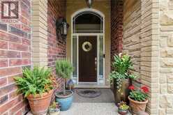 214 CLOVERLEAF Drive | Ancaster Ontario | Slide Image Twelve
