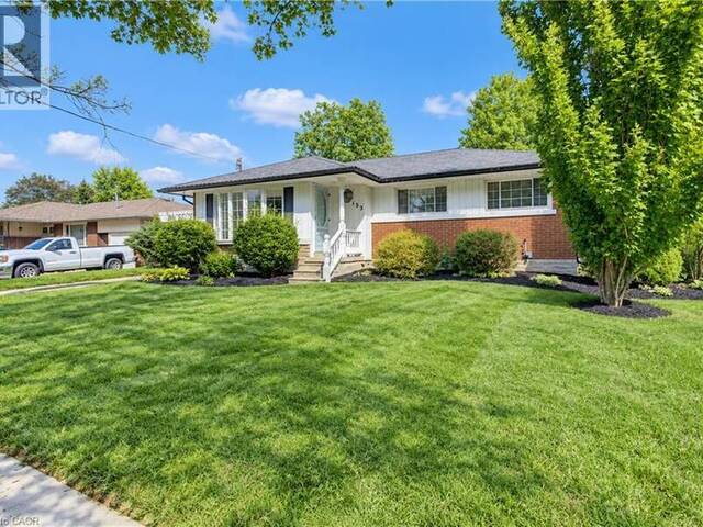 133 CORNELL Avenue Kitchener Ontario, N2G 3E5 - 4 Bedrooms Home For Sale