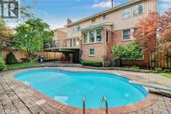 2284 MANSFIELD Drive | Burlington Ontario | Slide Image Forty-seven