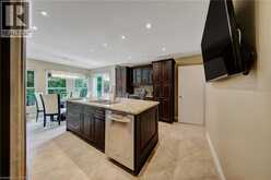 2284 MANSFIELD Drive | Burlington Ontario | Slide Image Thirteen