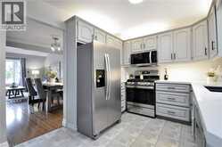 6 CRICKET HOLLOW | Kitchener Ontario | Slide Image Sixteen