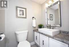 6 CRICKET HOLLOW | Kitchener Ontario | Slide Image Ten