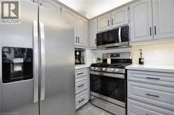 6 CRICKET HOLLOW | Kitchener Ontario | Slide Image Seventeen