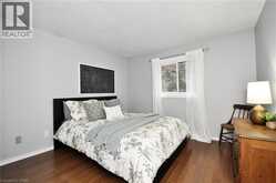 6 CRICKET HOLLOW | Kitchener Ontario | Slide Image Twenty-three