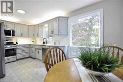 6 CRICKET HOLLOW | Kitchener Ontario | Slide Image Three