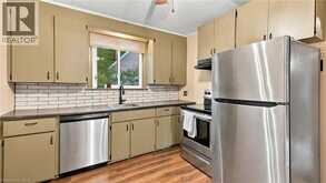 42 DELEVAN Crescent | Hamilton Ontario | Slide Image Twelve