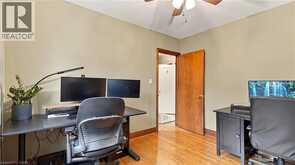 42 DELEVAN Crescent | Hamilton Ontario | Slide Image Nineteen