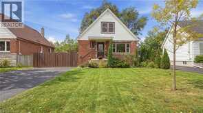 42 DELEVAN Crescent | Hamilton Ontario | Slide Image Two
