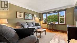 42 DELEVAN Crescent | Hamilton Ontario | Slide Image Nine