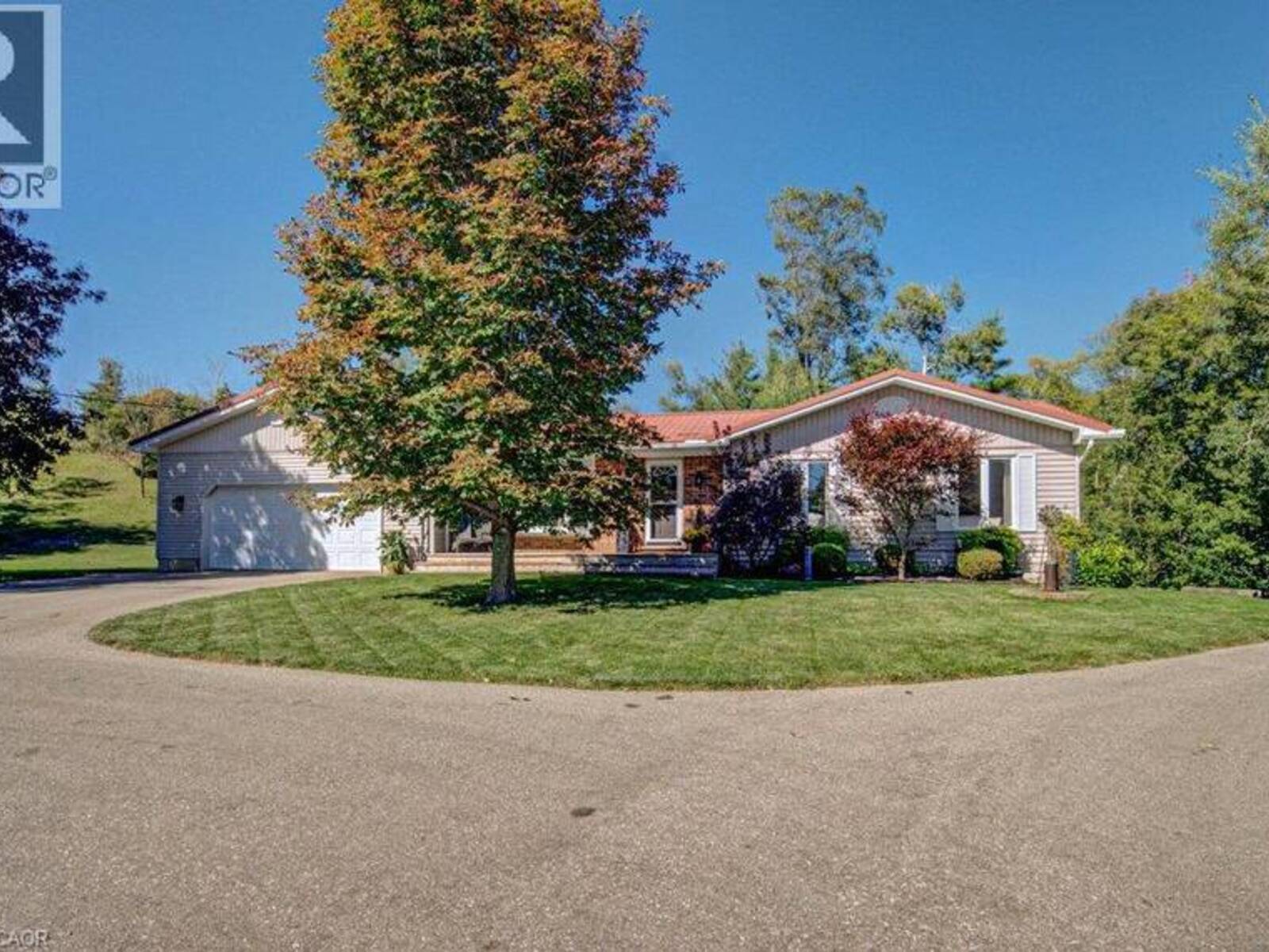 108 LAKE Road, Cambridge, Ontario N3C 2V4