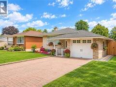 49 CARNABY Crescent Kitchener Ontario, N2A 1M6