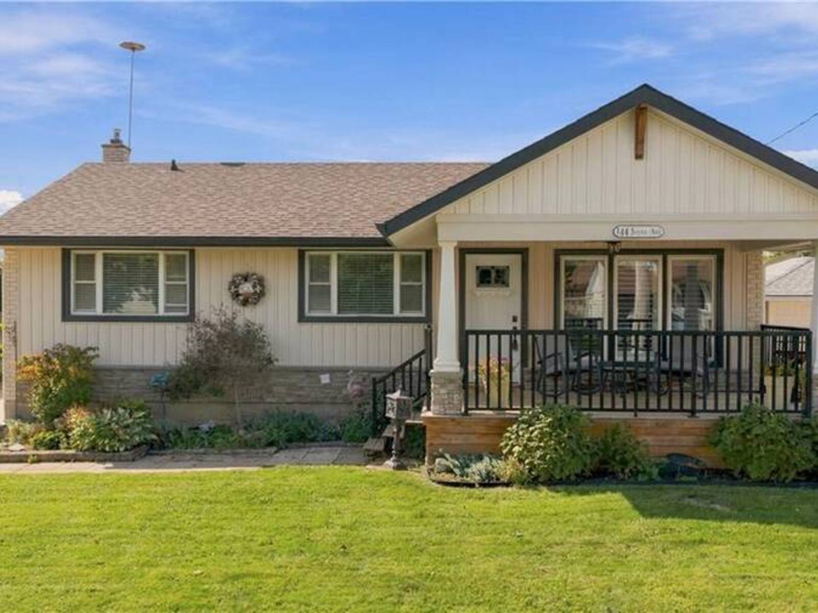 144 JOYCE Avenue, Welland, Ontario L3B 1S8