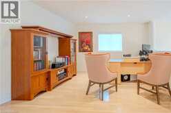 79 MOORLAND Crescent | Ancaster Ontario | Slide Image Twenty-three