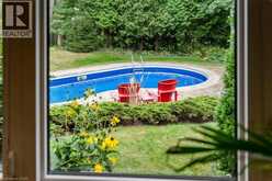 200 WOODVIEW Crescent | Ancaster Ontario | Slide Image Thirteen
