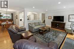200 WOODVIEW Crescent | Ancaster Ontario | Slide Image Fifteen