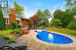 200 WOODVIEW Crescent | Ancaster Ontario | Slide Image Thirty-seven