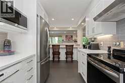 200 WOODVIEW Crescent | Ancaster Ontario | Slide Image Nine