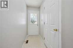 512 THORNDALE Drive | Waterloo Ontario | Slide Image Five
