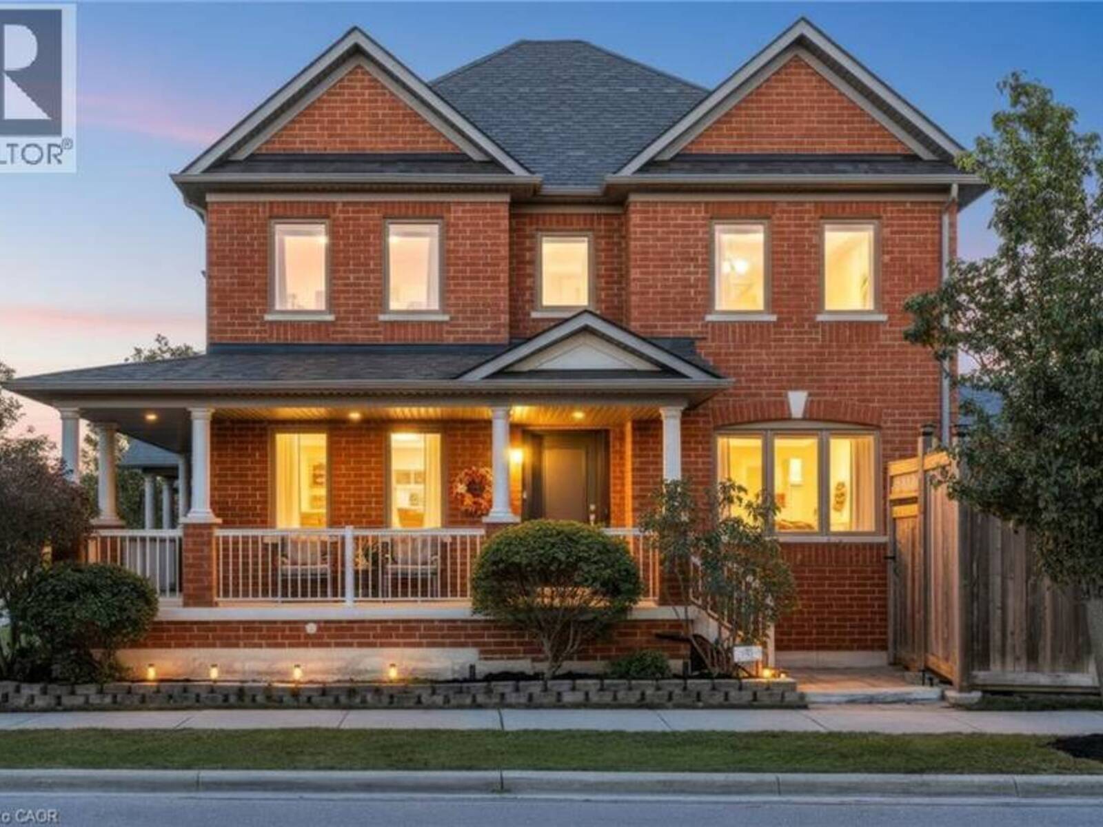 118 LAVERY Heights, Milton, Ontario L9T 0V4