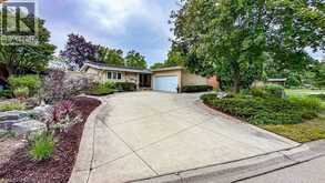 89 LITTLE JOHN Road | Dundas Ontario | Slide Image Two