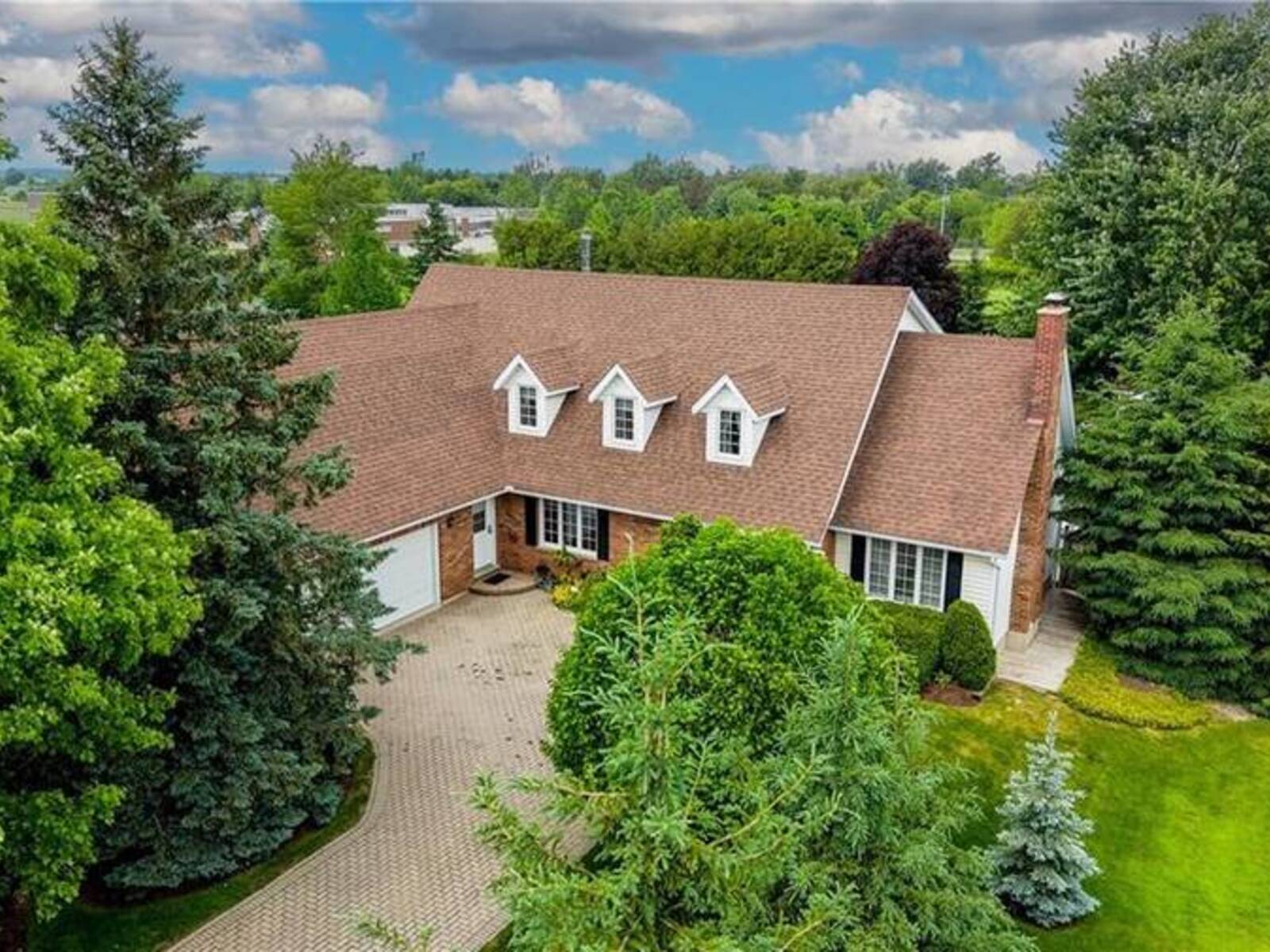 11 LORRAINE Drive, Linwood, Ontario N0B 2A0