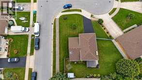 12 BRAE CREST Drive | Hamilton Ontario | Slide Image Twenty-six