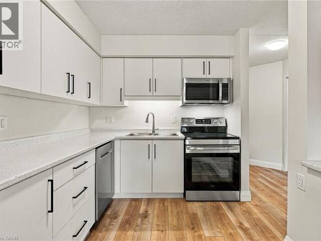 3085 KINGSWAY Drive Unit# 13 Kitchener Ontario, N2C 2P2 - 3 Bedrooms Condo For Sale