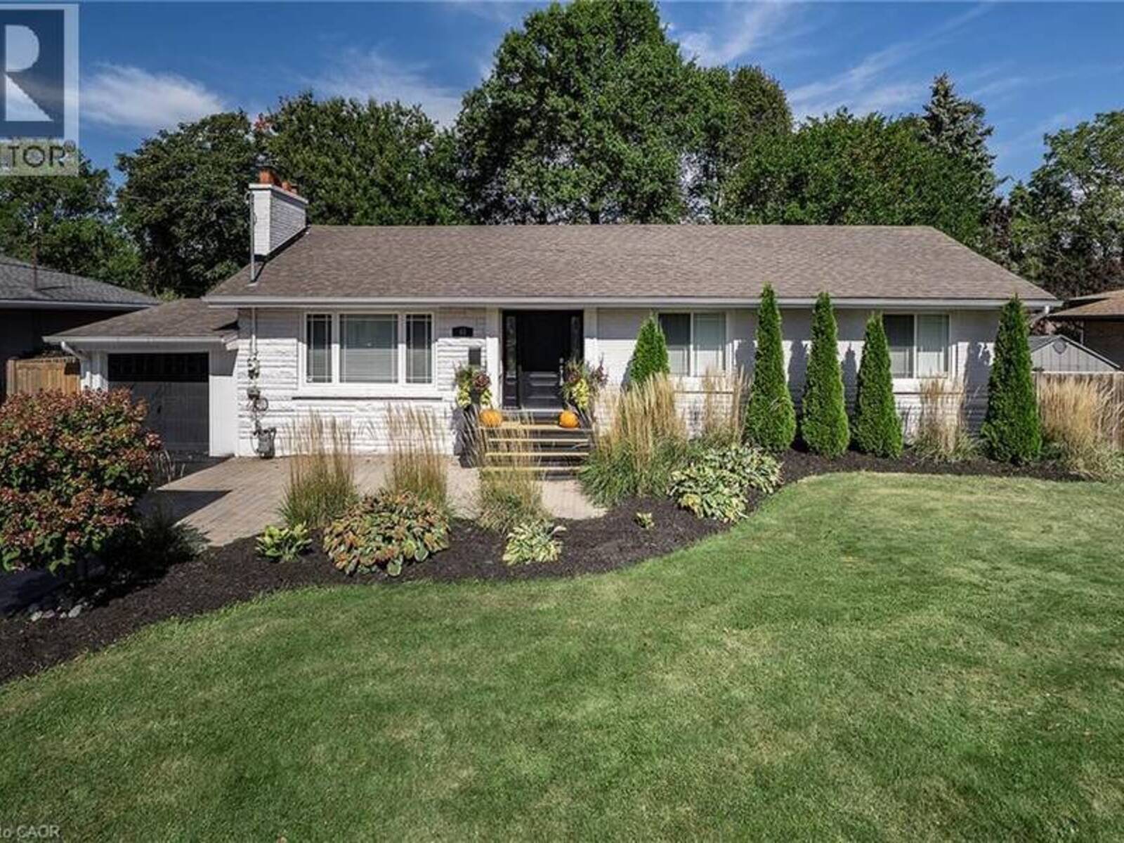 43 MILLER Drive, Ancaster, Ontario L9G 2H9