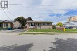 120 UNION Street S | Cambridge Ontario | Slide Image Two