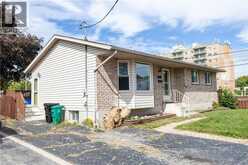 120 UNION Street S | Cambridge Ontario | Slide Image Six