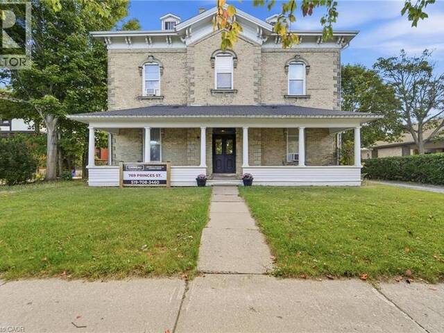 769 PRINCES Street N Kincardine Ontario, N2Z 2Y5 - Multi-family Home For Sale