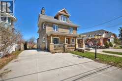 4915 KING Street | Beamsville Ontario | Slide Image One