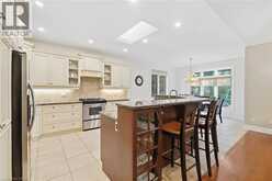 4 SUMMIT Drive | Waterdown Ontario | Slide Image Ten