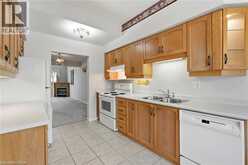 212 STONEHENGE Drive Unit# 41 | Ancaster Ontario | Slide Image Eight