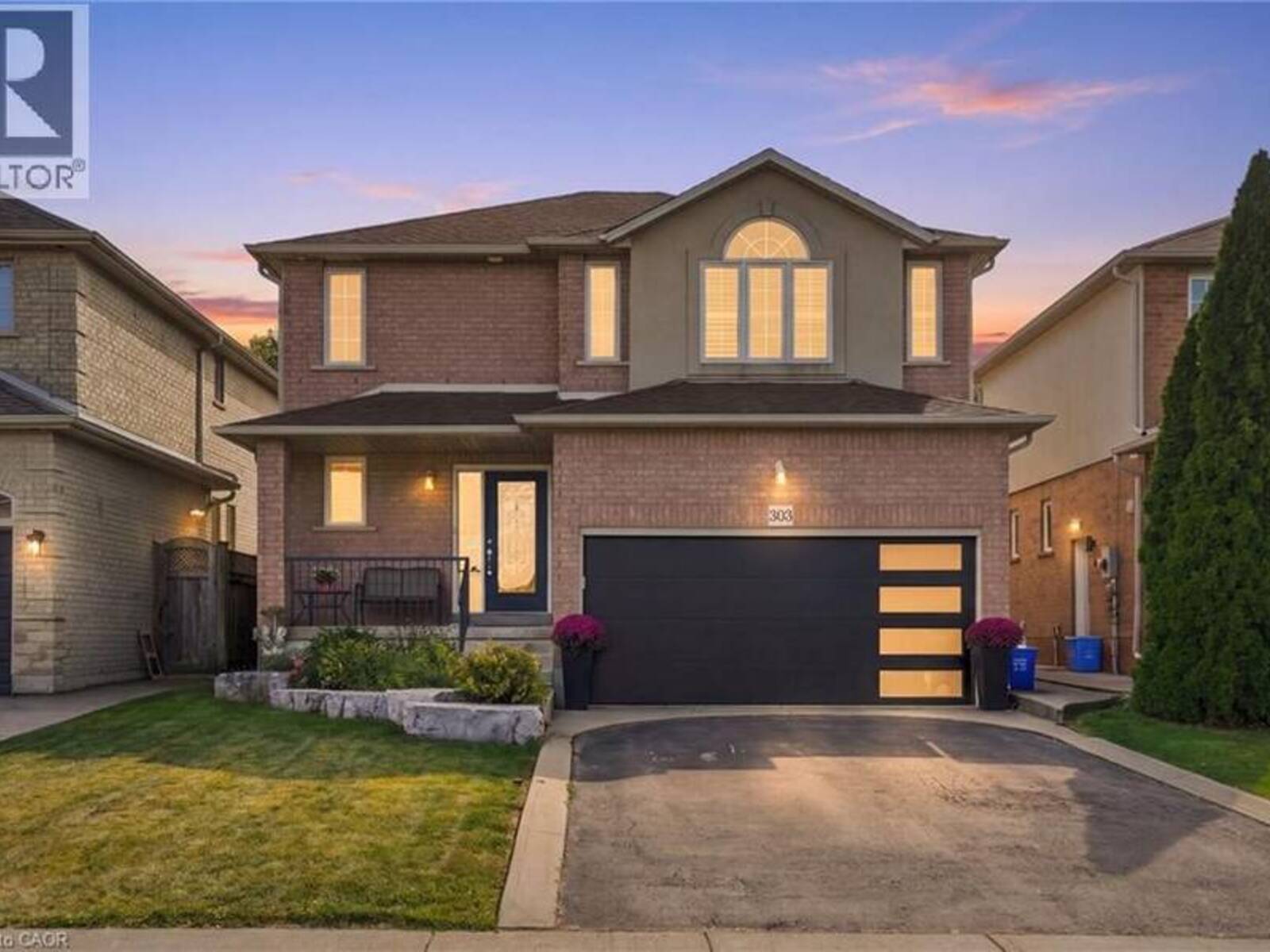 303 WEBSTER Road, Hamilton, Ontario L8G 5H3