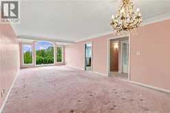26 LESLIE Drive | Hamilton Ontario | Slide Image Nine