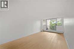 975 WARWICK Court Unit# 310 | Burlington Ontario | Slide Image Nine