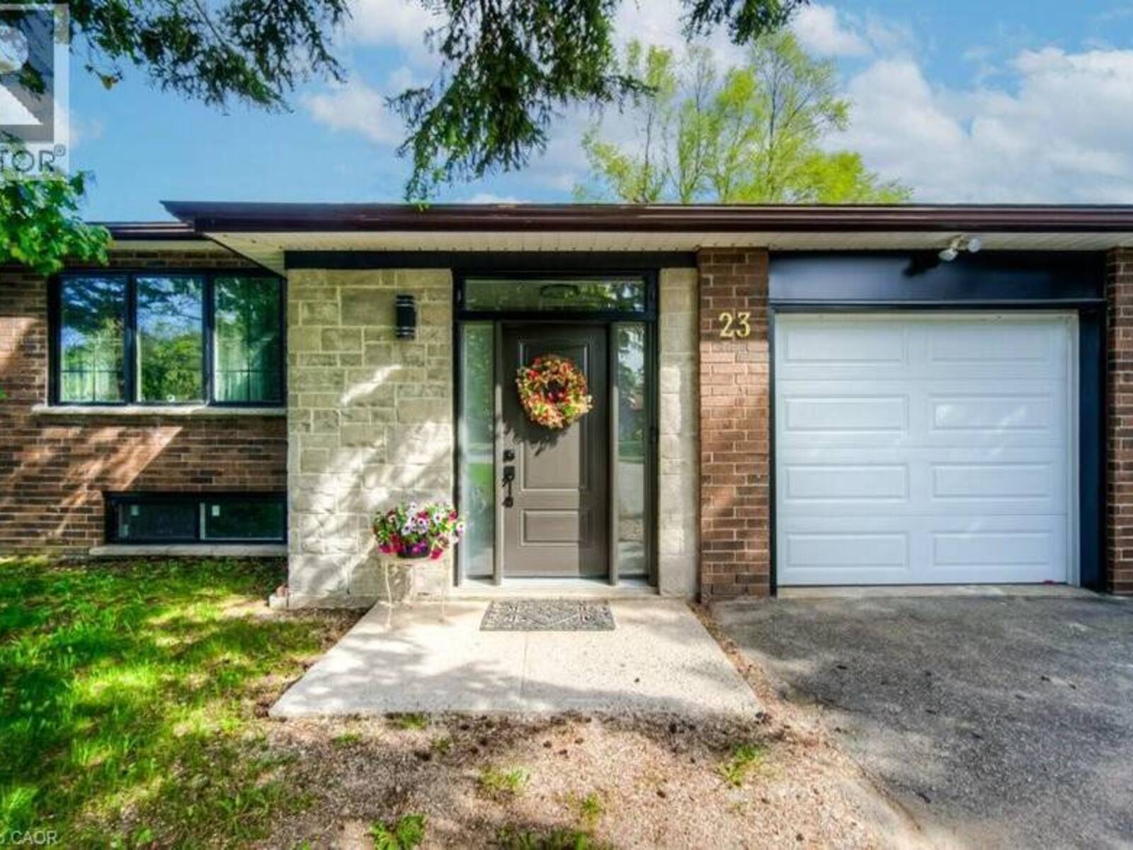 23 CARBERRY Road, Erin, Ontario N0B 1T0