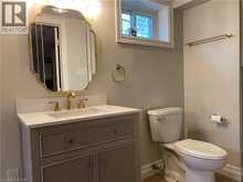 24 QUEENSLEA Drive | Hamilton Ontario | Slide Image Ten