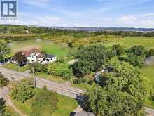 636 RIDGE Road W | Grimsby Ontario | Slide Image Eight